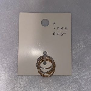 A New Day Rings
